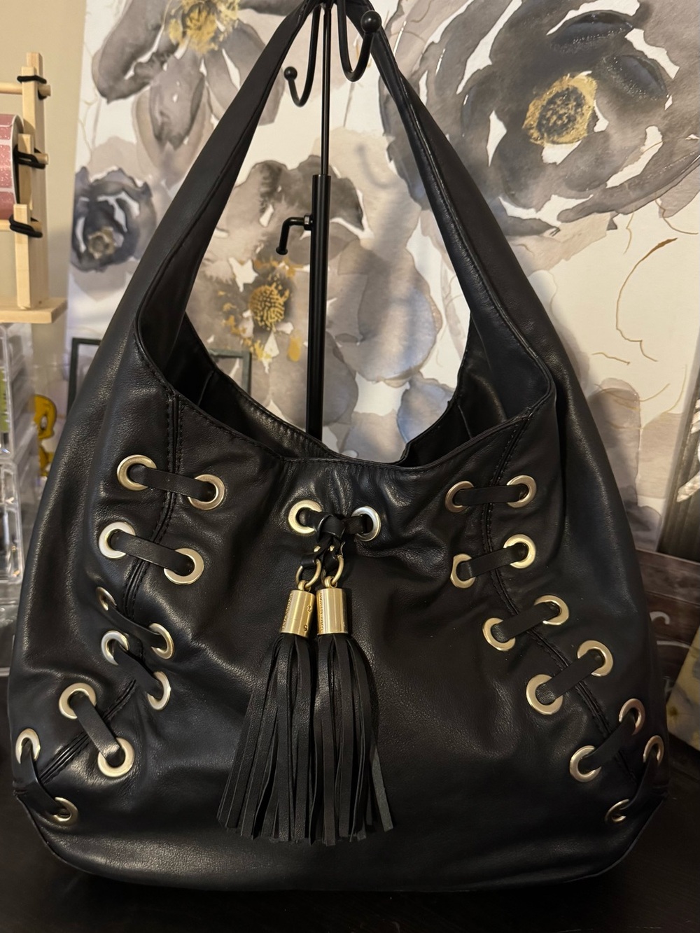 Michael Kors black  Leather Hobo Bag with Gold Hardware. EUC B40